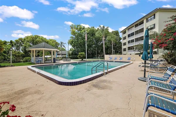 $1,725 | 101 North Grandview Street, Unit 203, Mount Dora, FL 32757