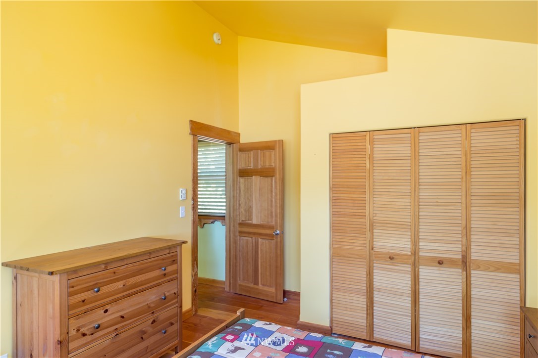 1270 East Quilcene Road Quilcene, WA 98376 - Photo 21 of 40 Gallery Image 21