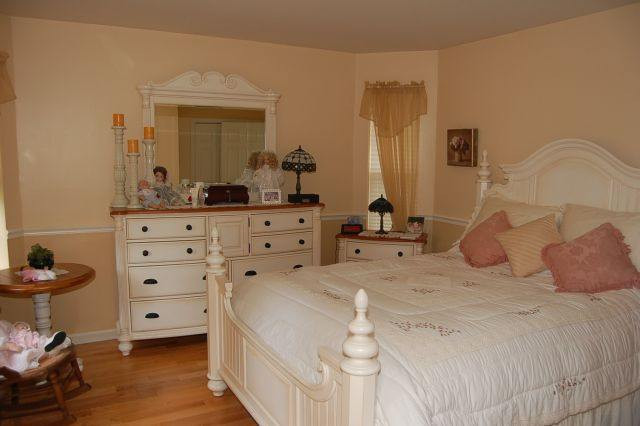 321 Consaul Road Schenectady, NY 12309 - Photo 10 of 12 Photo 10