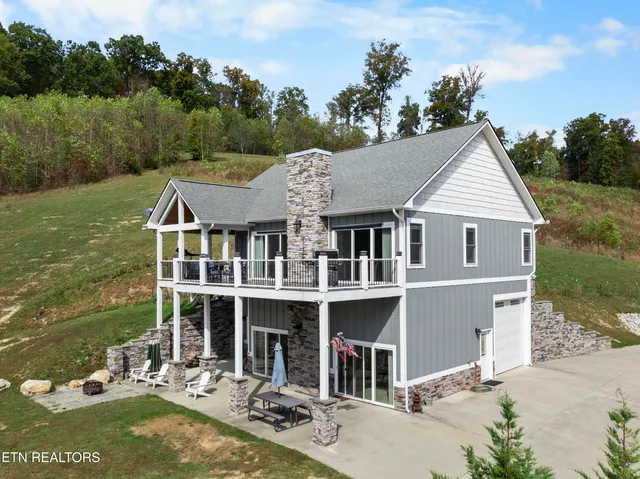 $568,500 | 301 Mountain Way, Sharps Chapel, TN 37866