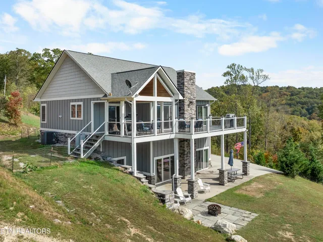 $568,500 | 301 Mountain Way, Sharps Chapel, TN 37866