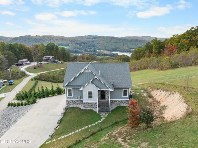 $568,500 | 301 Mountain Way, Sharps Chapel, TN 37866