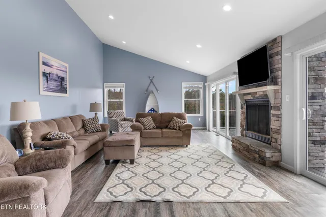 $568,500 | 301 Mountain Way, Sharps Chapel, TN 37866