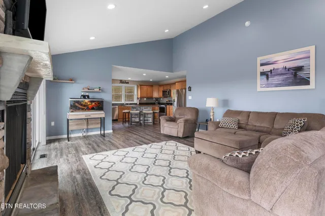 $568,500 | 301 Mountain Way, Sharps Chapel, TN 37866