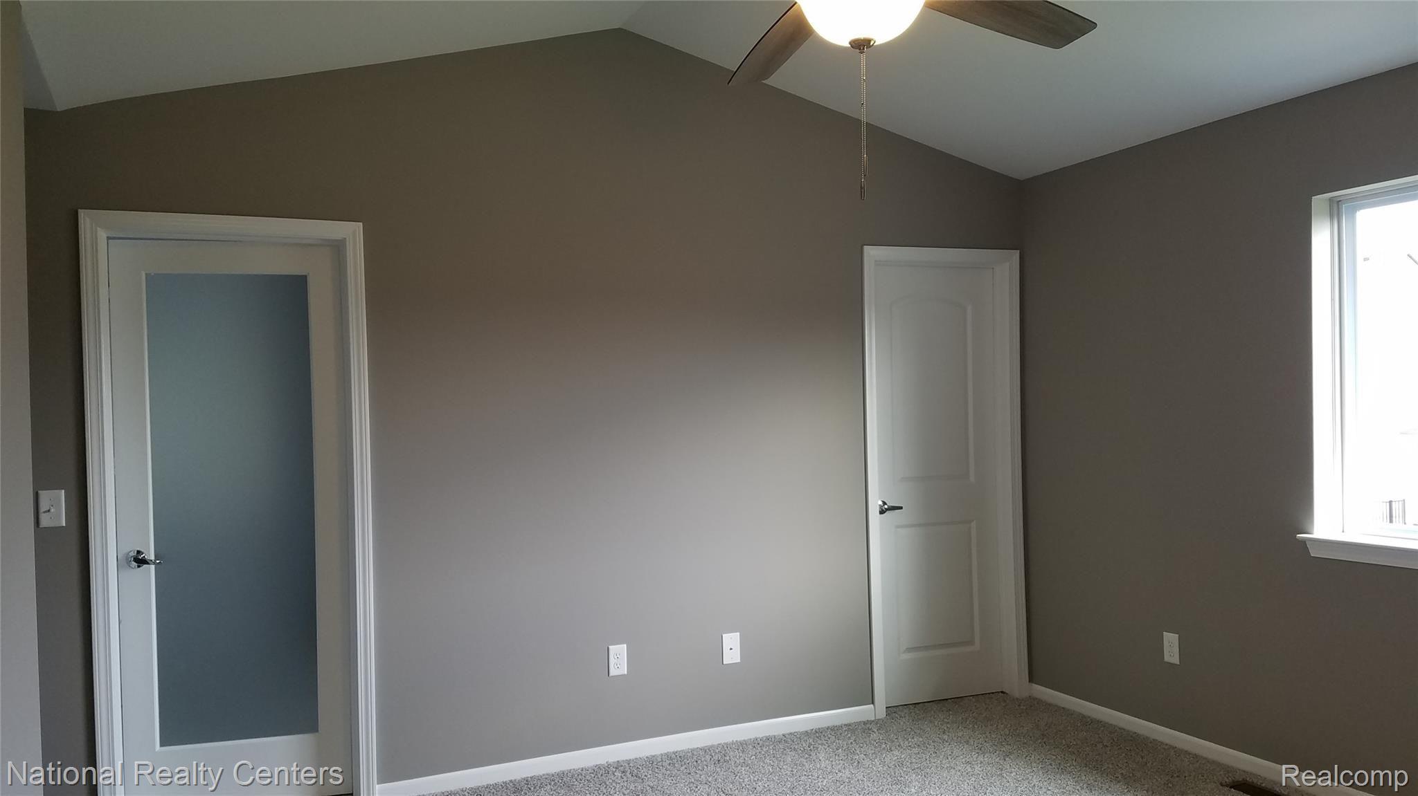 4032 Chase Ridge Lane Howell, MI 48843 - Photo 24 of 36 20190831_173504.jpg