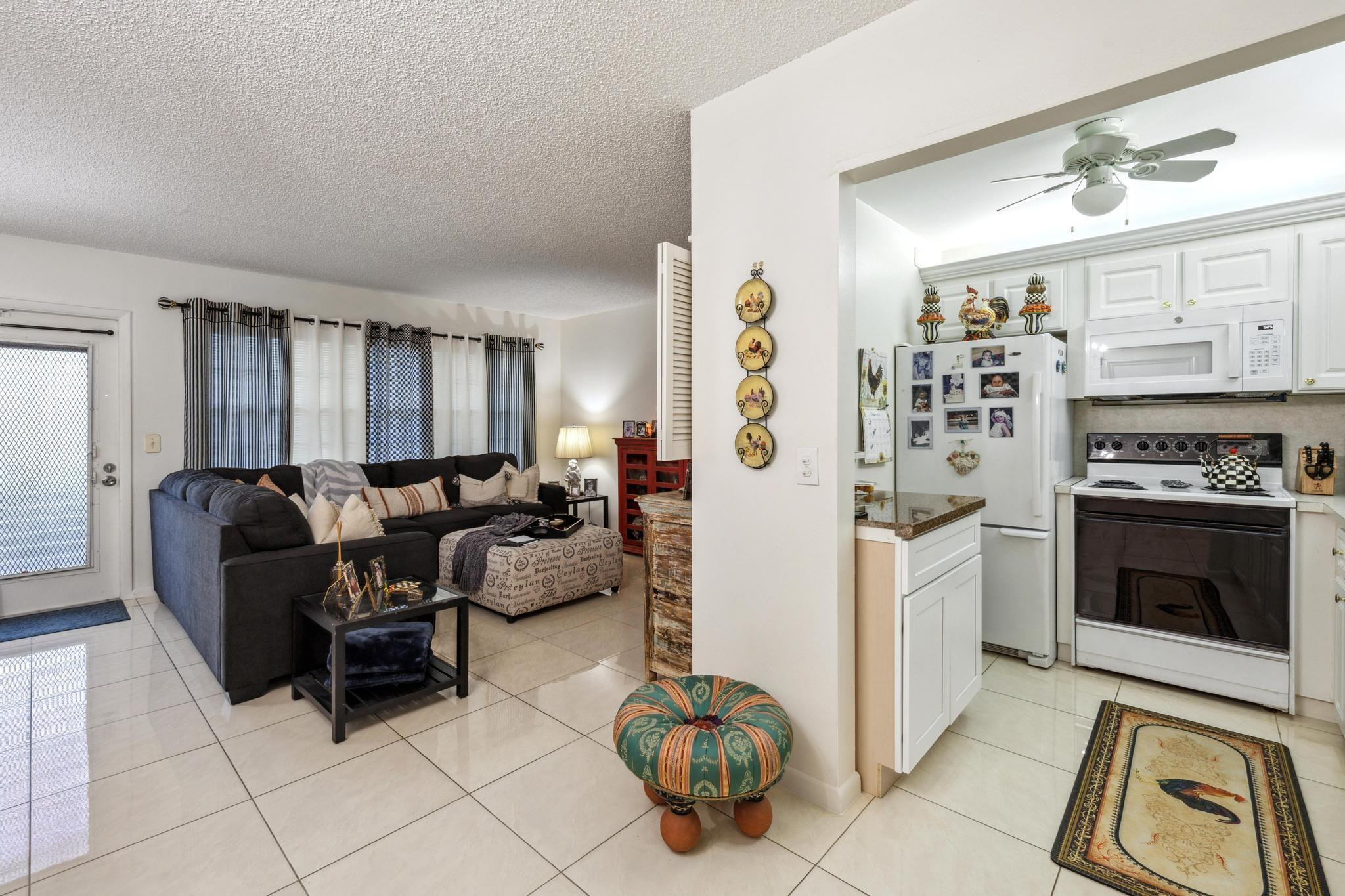 265 Fanshaw G, Unit 265 Boca Raton, FL 33434 - Photo 4 of 18 Photo 4