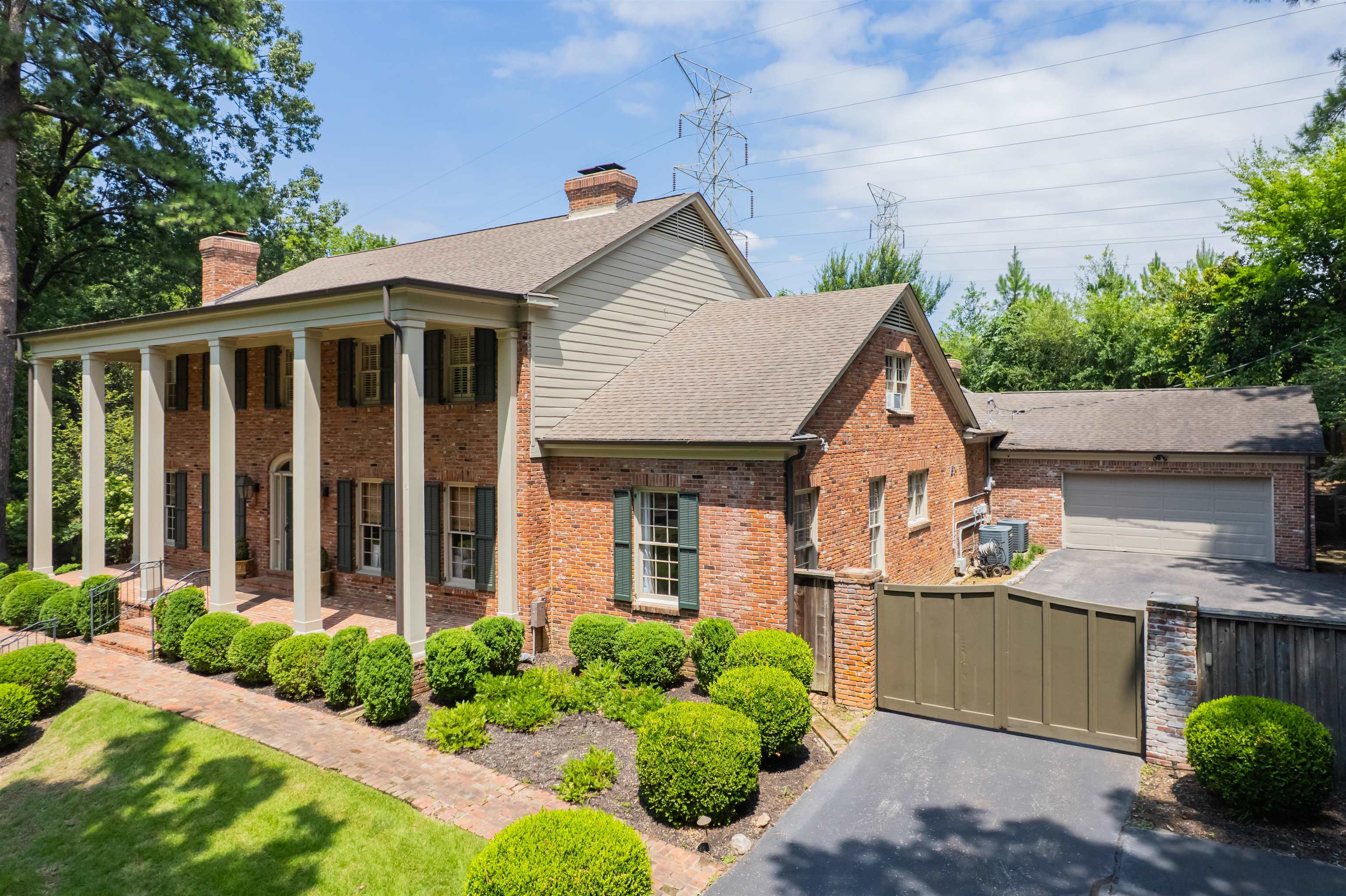 5724 The Forest Gate Road Memphis, TN 38120 - Photo 4 of 39