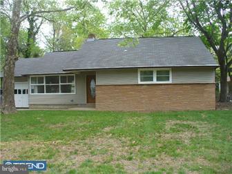 807 South Chester Avenue Riverside, NJ 08075 - Photo 1 of 9