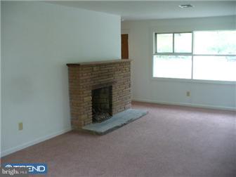 807 South Chester Avenue Riverside, NJ 08075 - Photo 2 of 9