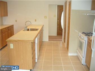 807 South Chester Avenue Riverside, NJ 08075 - Photo 3 of 9