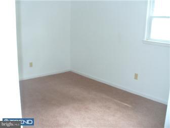 807 South Chester Avenue Riverside, NJ 08075 - Photo 5 of 9