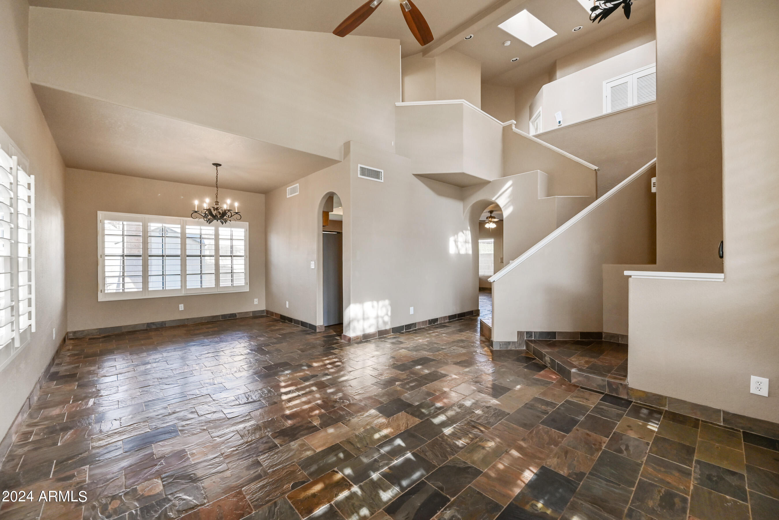 9166 East Laurel Lane Scottsdale, AZ 85260 - Photo 3 of 34 3-9166ELL-ocupix