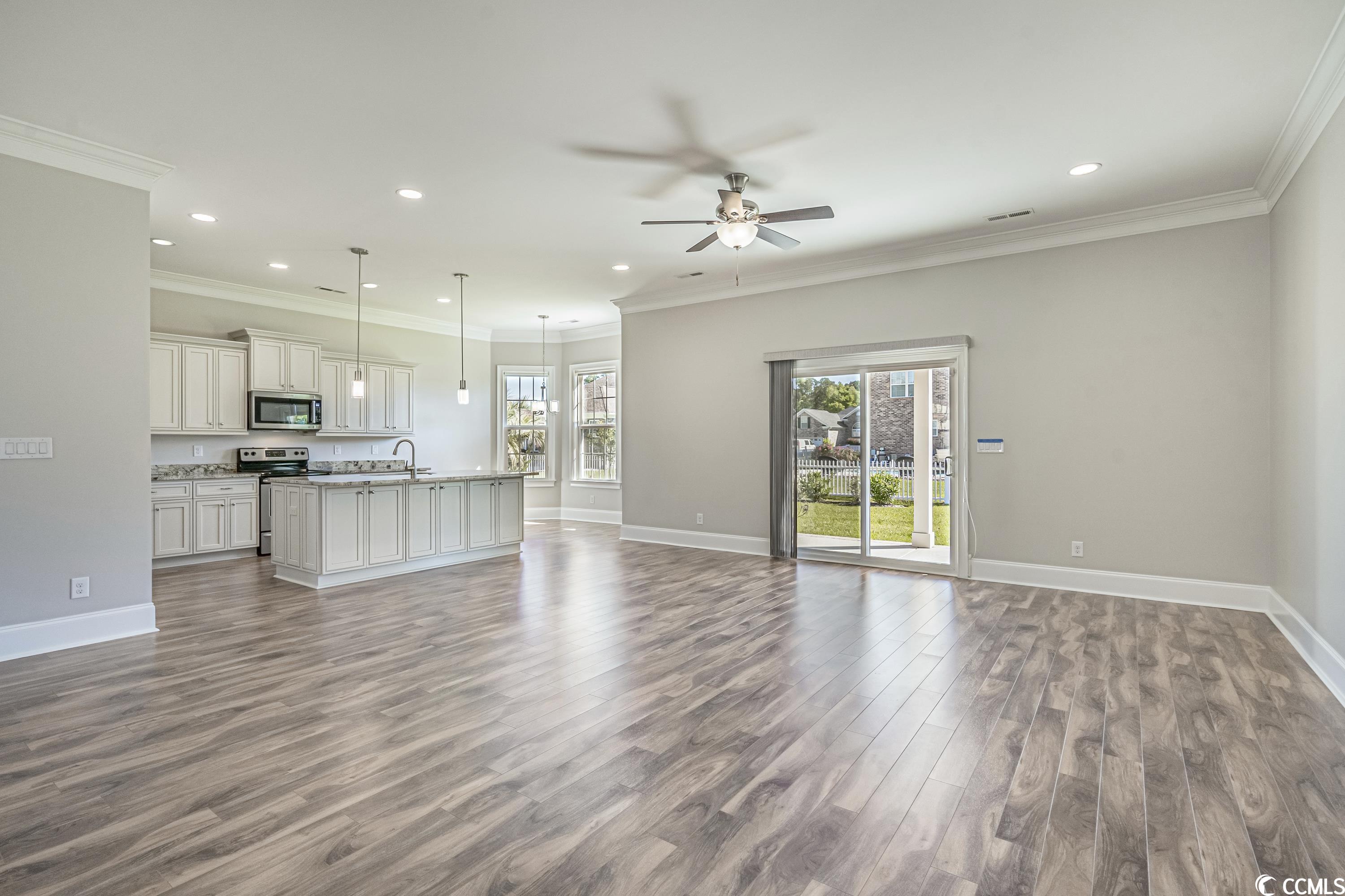 215 Cypress Estates Drive Murrells Inlet, SC 29576 - Photo 6 of 40