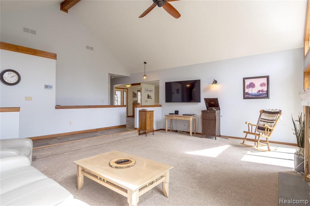 7302 Silver Lake Road Linden, MI 48451 - Photo 11 of 40