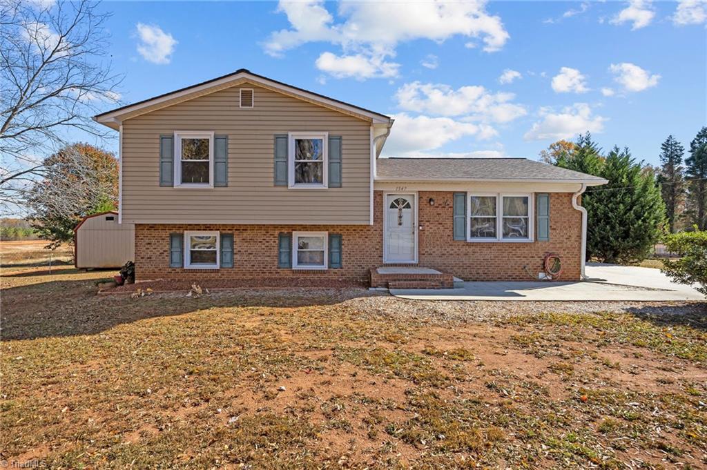 1547 New Jersey Church Road Lexington, NC 27292 - Photo 1 of 32