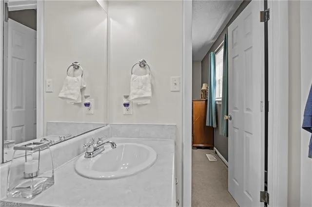 $280,000 | 1547 New Jersey Church Road, Lexington, NC 27292