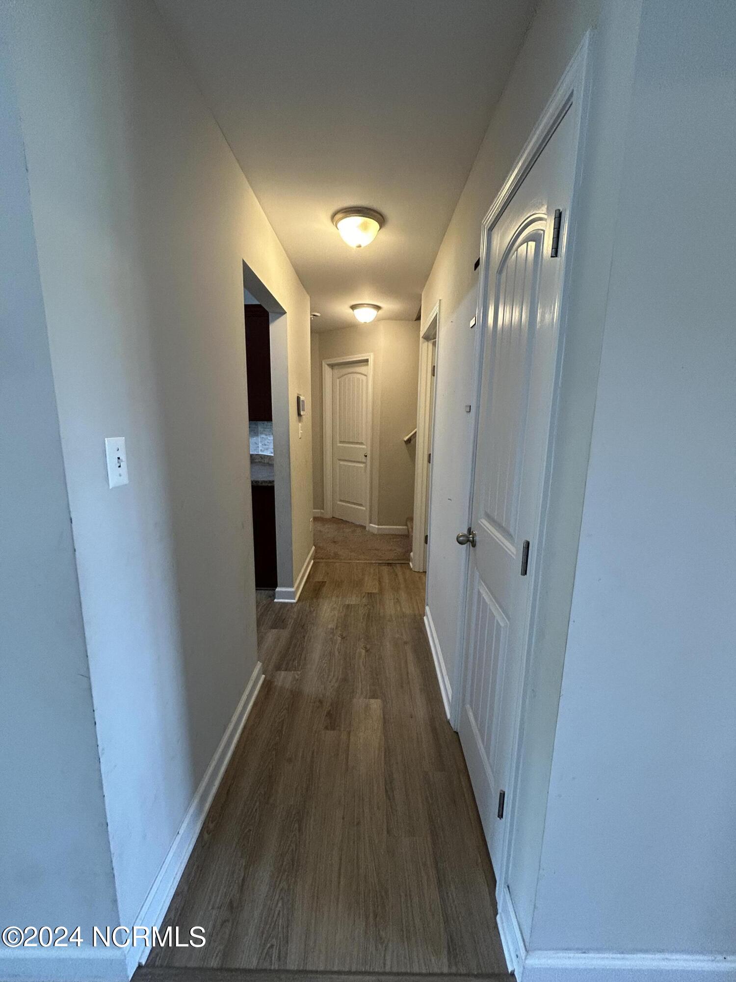 307 Moray Court Hubert, NC 28539 - Photo 14 of 32 307 Moray 9