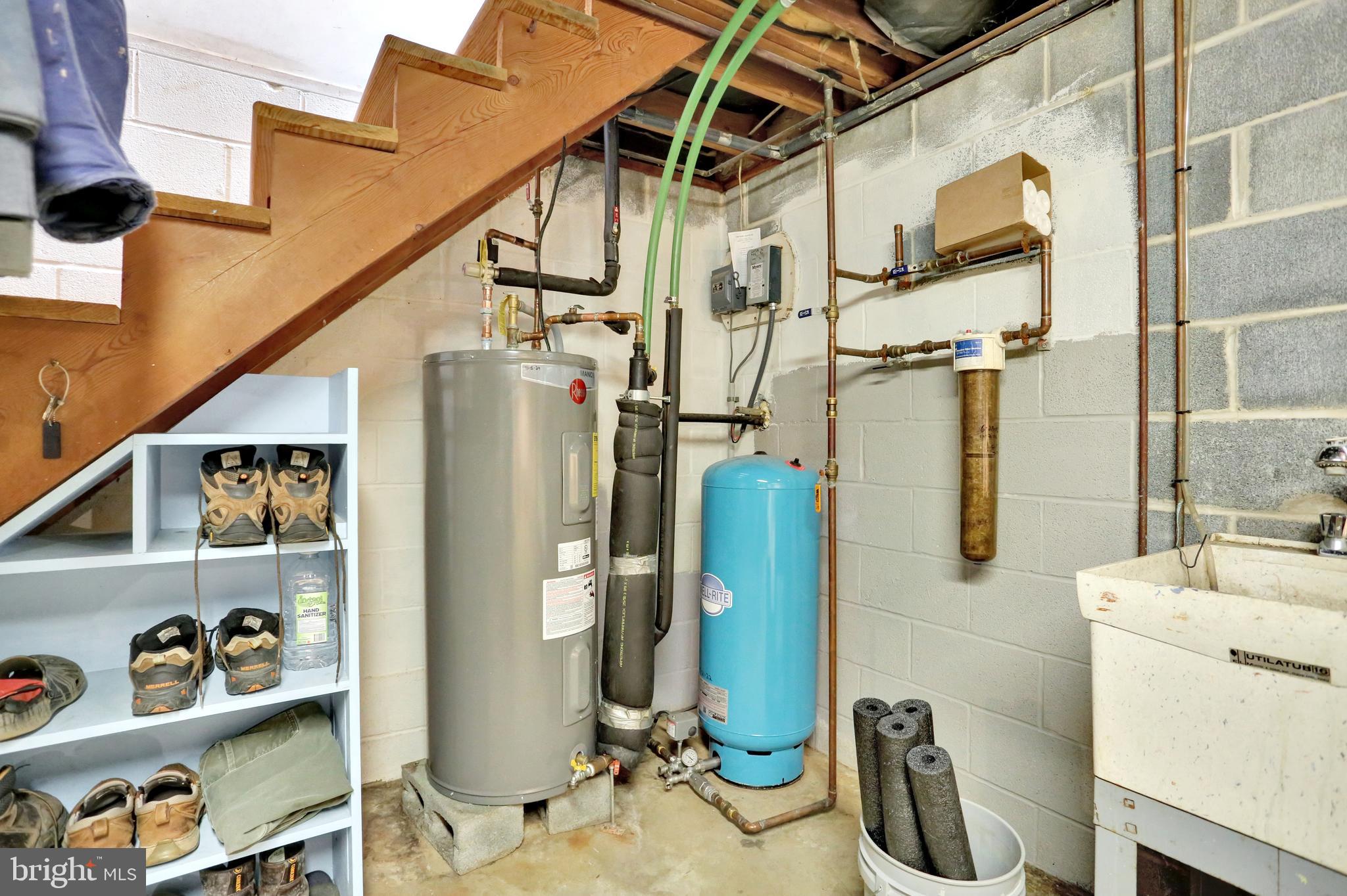 159 Deysher Road Fleetwood, PA 19522 - Photo 25 of 37 Brand New HW Heater