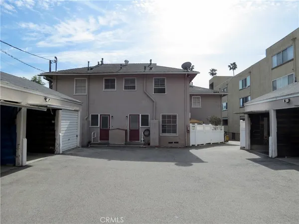 $495,000 | 111 West Mountain Street, Unit 2, Glendale, CA 91202