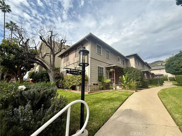 $495,000 | 111 West Mountain Street, Unit 2, Glendale, CA 91202