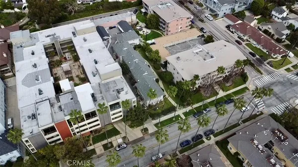 $495,000 | 111 West Mountain Street, Unit 2, Glendale, CA 91202