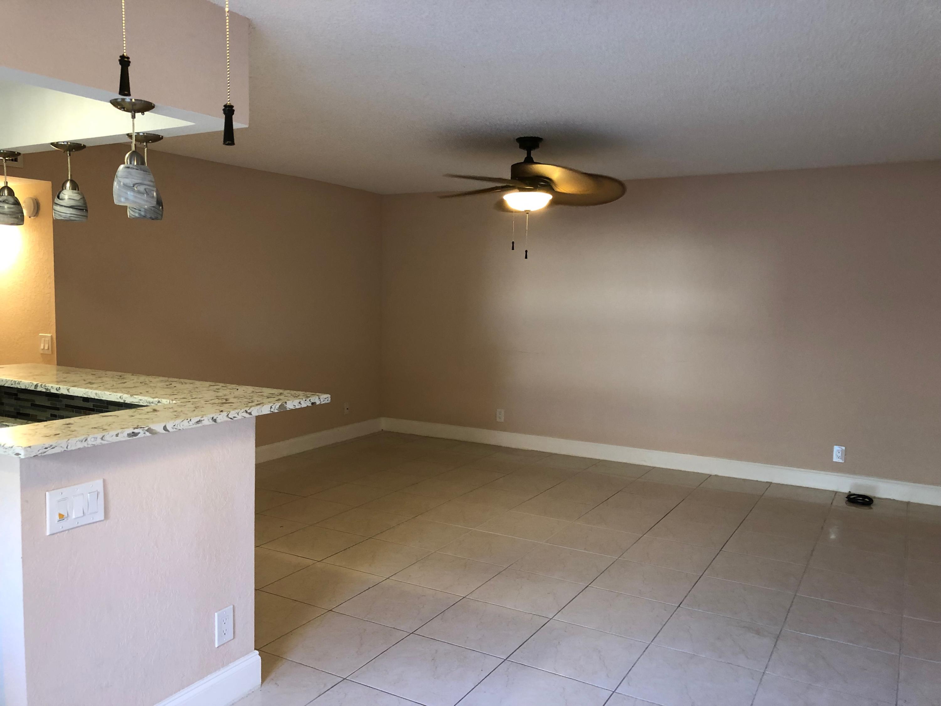 284 Normandy Lane Delray Beach, FL 33484 - Photo 6 of 26 IMG-0611