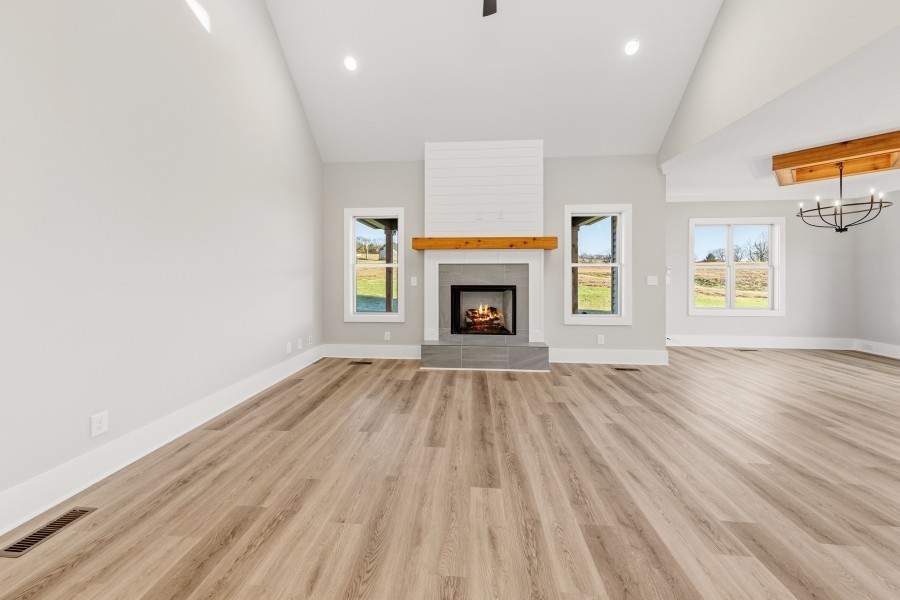 1645 Sulphur College Road Hartsville, TN 37074 - Photo 4 of 33