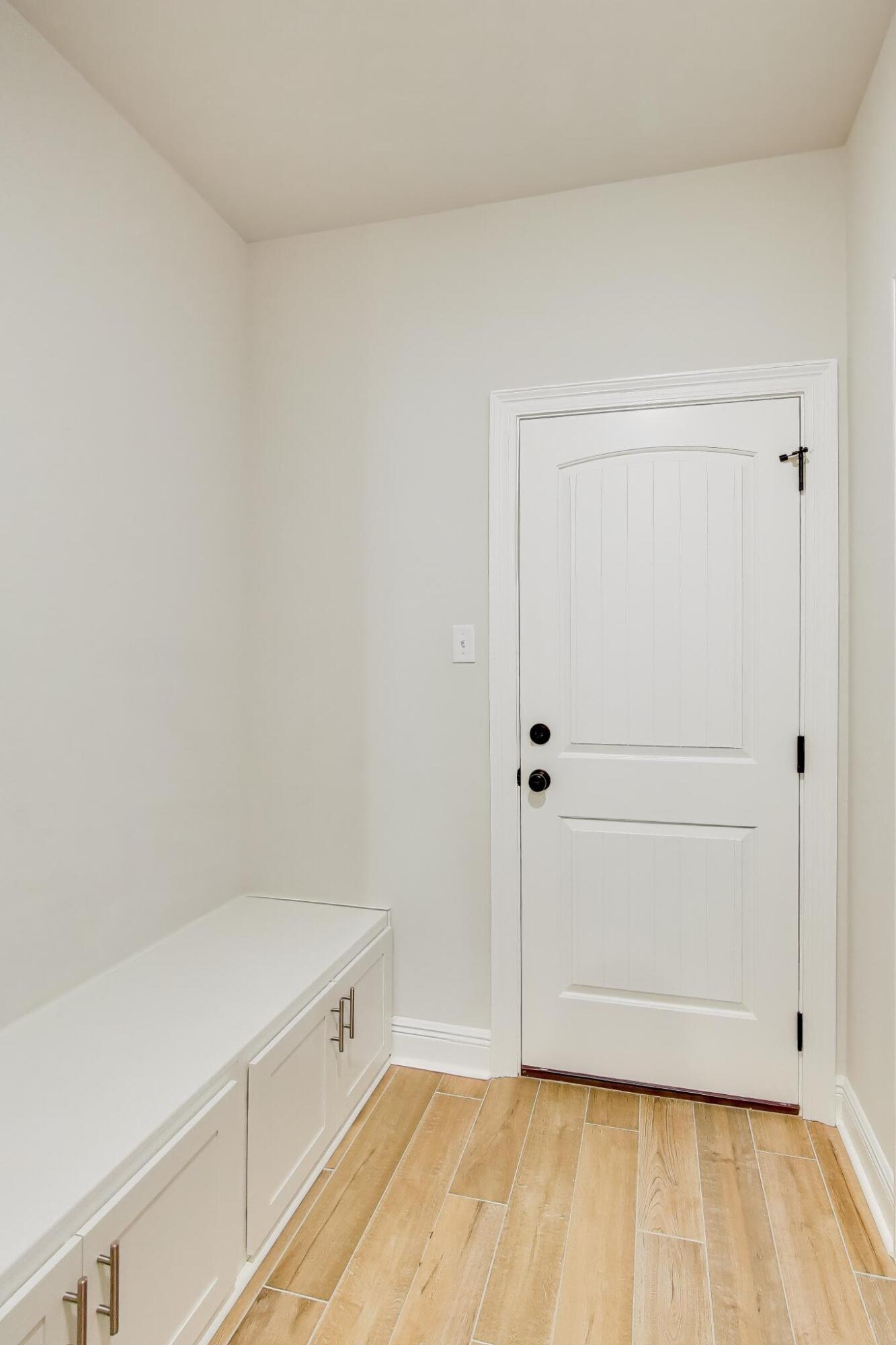 46 East Tweet Street Freeport, FL 32439 - Photo 32 of 59 a view of an empty room