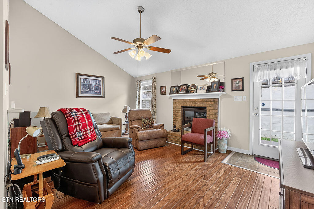 8033 Stablegate Way Powell, TN 37849 - Photo 14 of 24 LB1A7537