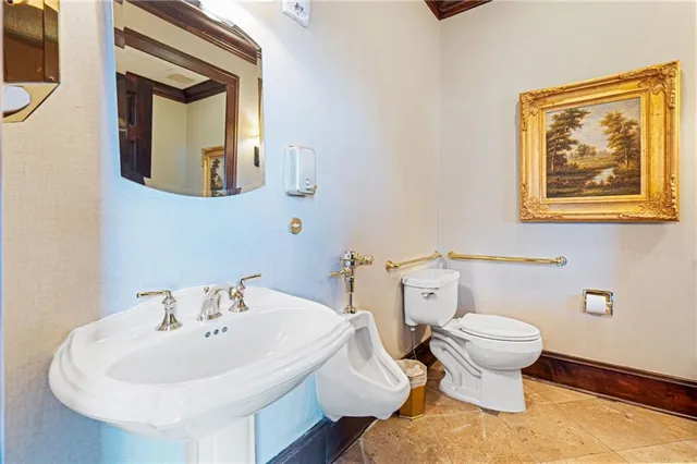 $354,900 | 3334 Peachtree Road Northeast, Unit 312, Atlanta, GA 30326