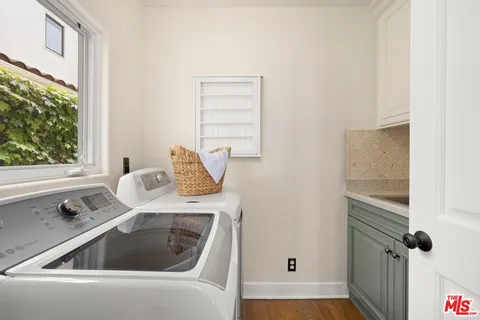 $7,995,000 | 523 9th Street, Santa Monica, CA 90402