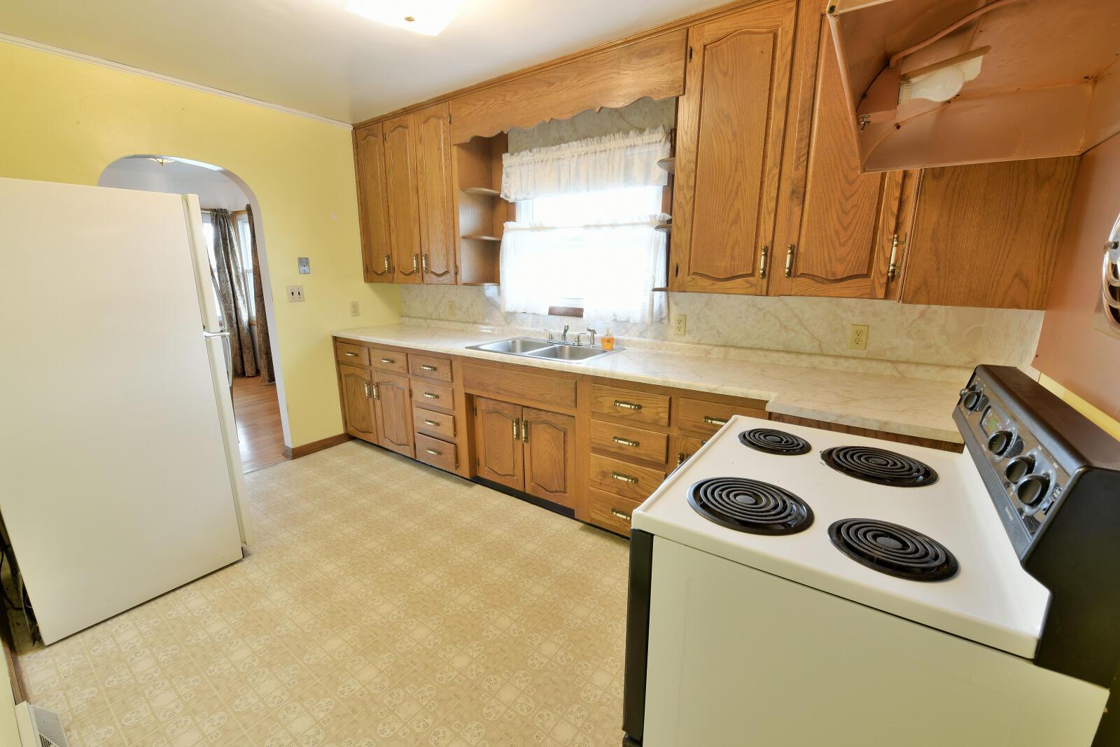 411 Chestnut Street Dresden, OH 43821 - Photo 13 of 18 DSC_5250