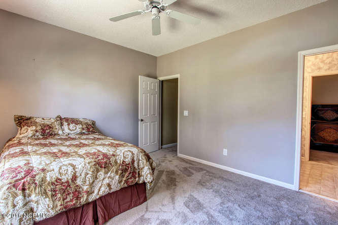 101 Golf View Road Hampstead, NC 28443 - Photo 20 of 28 101 Golf View Rd Hampstead NC-small-021-