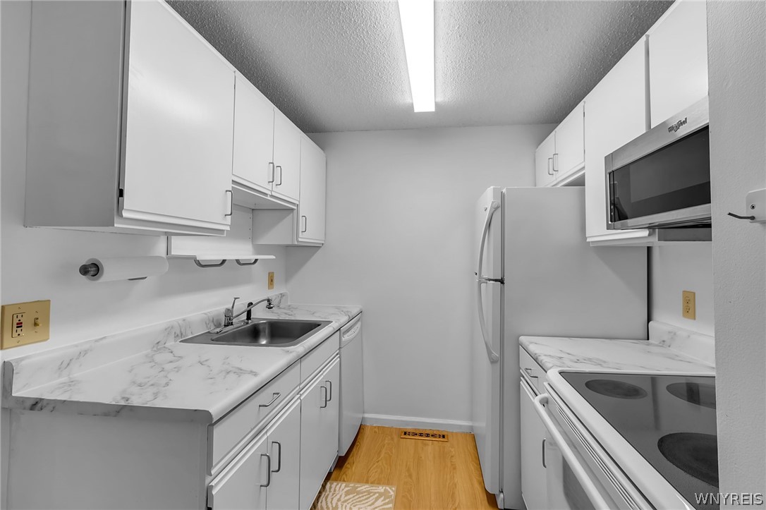 4617 Chestnut Ridge Road, Unit F Amherst, NY 14228 - Photo 14 of 30