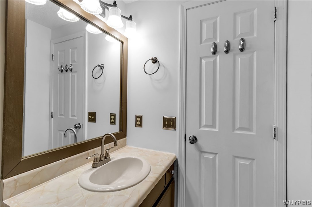 4617 Chestnut Ridge Road, Unit F Amherst, NY 14228 - Photo 18 of 30