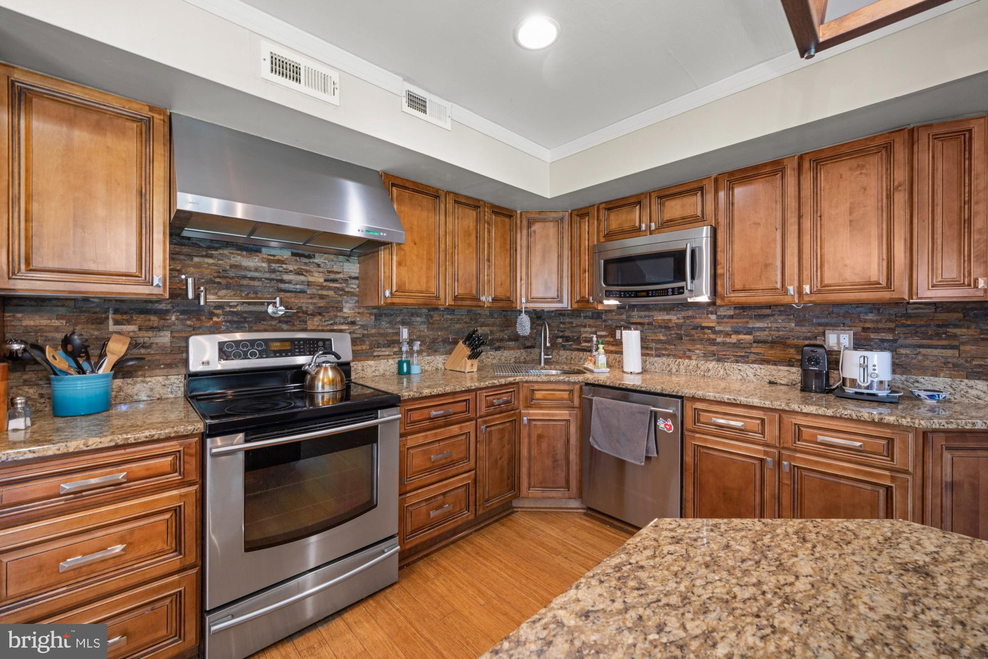112 Hopewell Road Marlton, NJ 08053 - Photo 13 of 34 Eat In Kitchen
