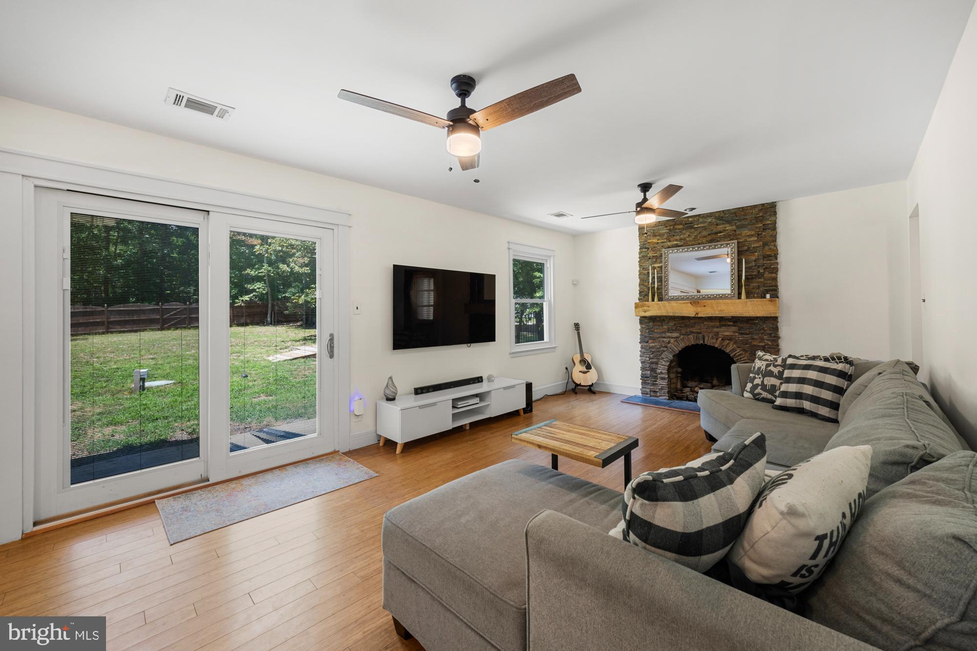 112 Hopewell Road Marlton, NJ 08053 - Photo 15 of 34 Family Room