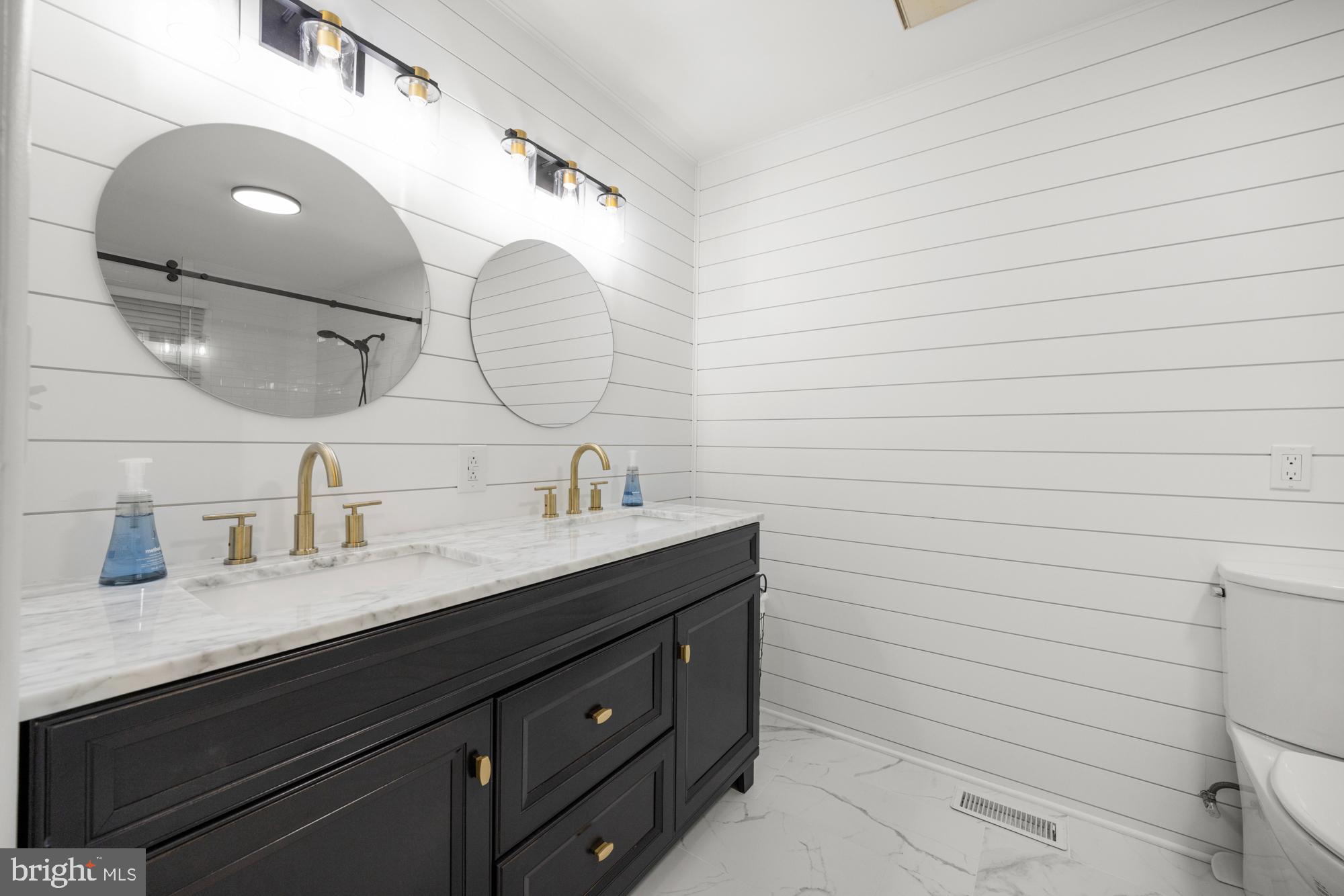 112 Hopewell Road Marlton, NJ 08053 - Photo 22 of 34 Primary Bathroom
