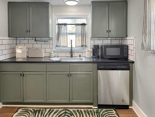 $289,900 | 1718 West Dean Avenue, Spokane, WA 99201