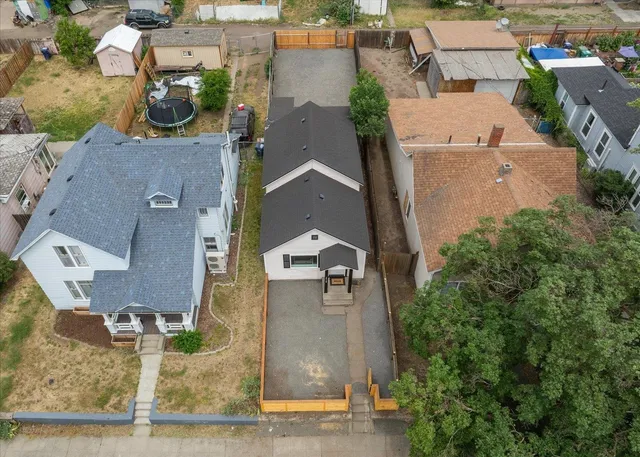 $289,900 | 1718 West Dean Avenue, Spokane, WA 99201