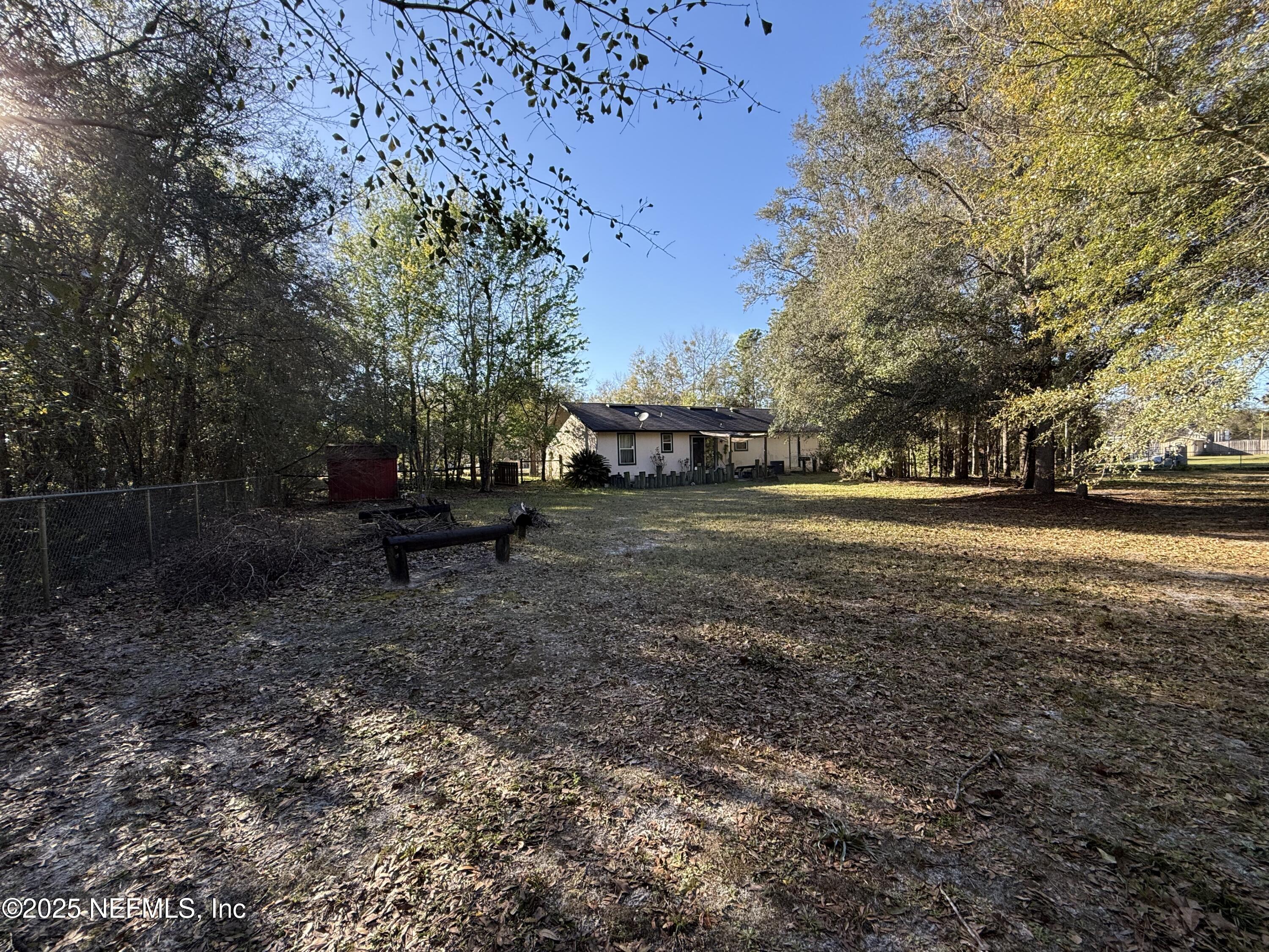 24 Azalea Avenue Middleburg, FL 32068 - Photo 26 of 36 Fire pit