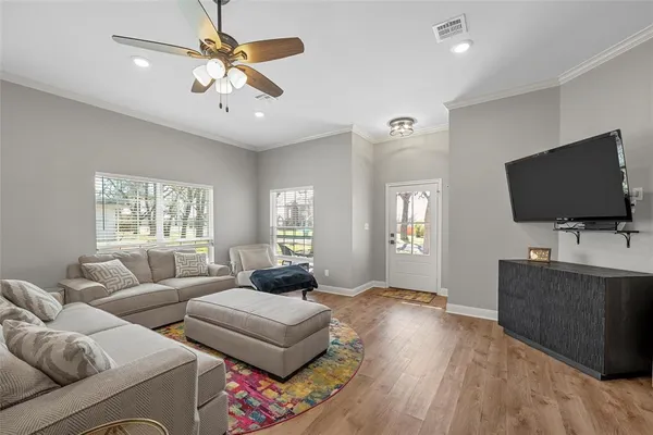 $464,900 | 117 Lost Oaks Drive, Waco, TX 76705