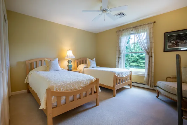 $1,995,000 | 6 Luke Lane, Shelburne, VT 05482