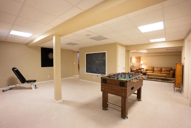 $1,995,000 | 6 Luke Lane, Shelburne, VT 05482