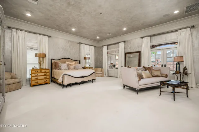 $999,900 | 353 Gentry Drive, Washington, LA 70589