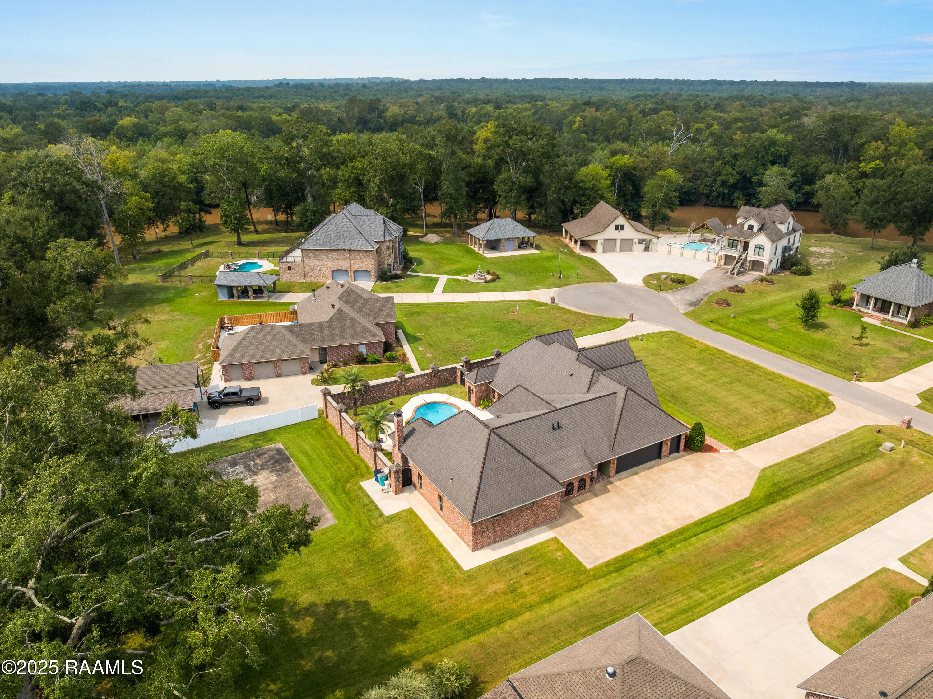 353 Gentry Drive Washington, LA 70589 - Photo 3 of 58 DJI_20250911123553_0051_D