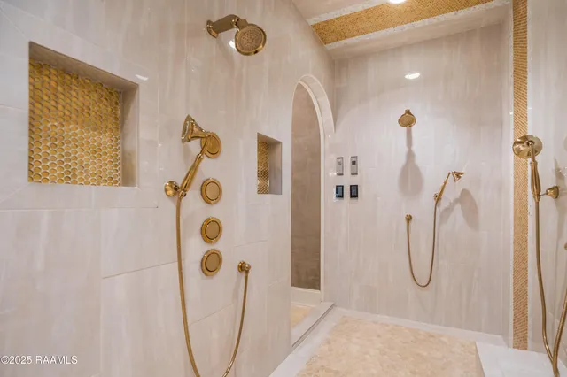 $999,900 | 353 Gentry Drive, Washington, LA 70589