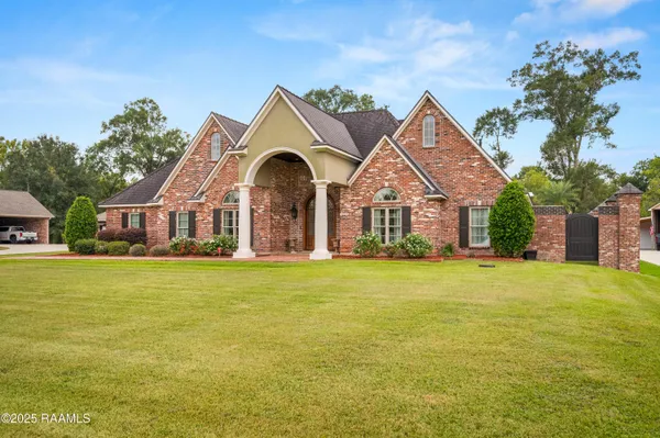 $999,900 | 353 Gentry Drive, Washington, LA 70589