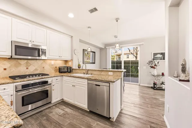 $750,000 | 2964 Camelita Way, Unit C, Simi Valley, CA 93063