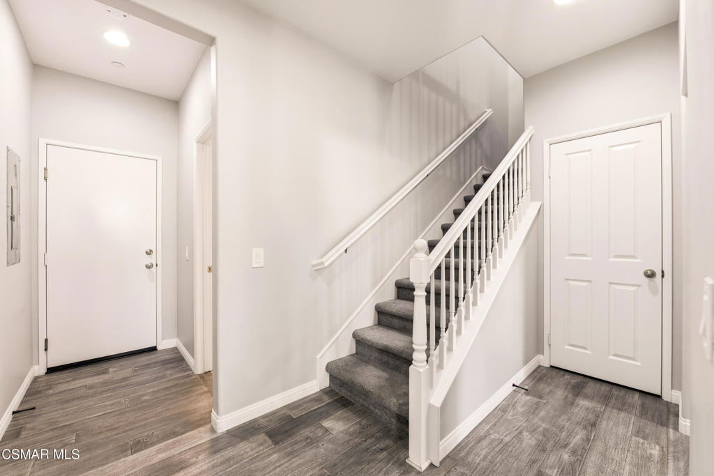 2964 Camelita Way, Unit C Simi Valley, CA 93063 - Photo 15 of 42 a view of entryway with wooden floor